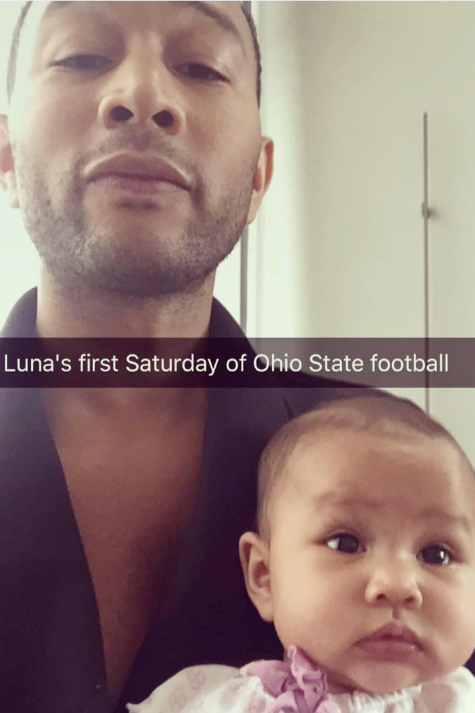 17 Celebrity Dads Who Make Our Hearts Melt Every Day
